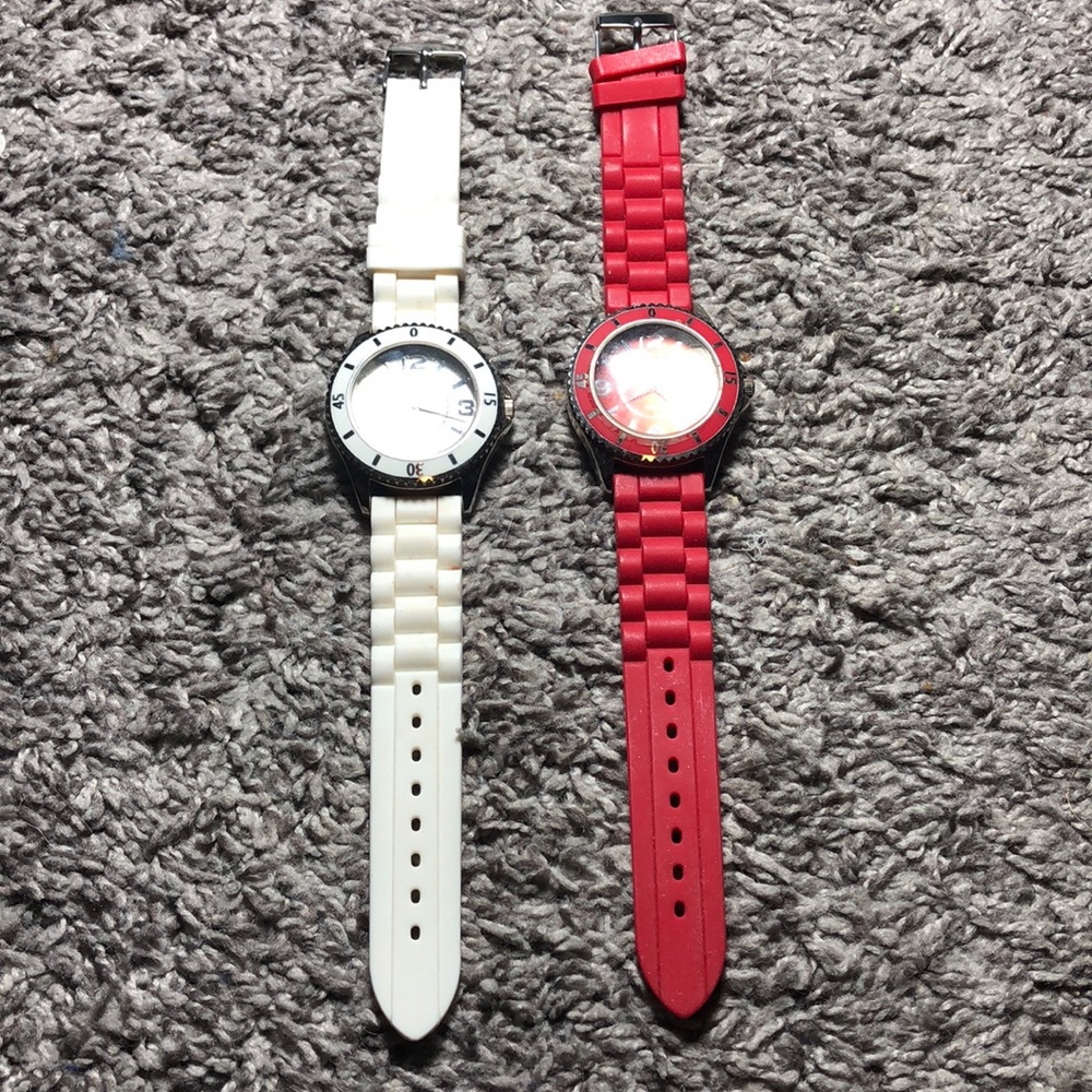 Gossip watches